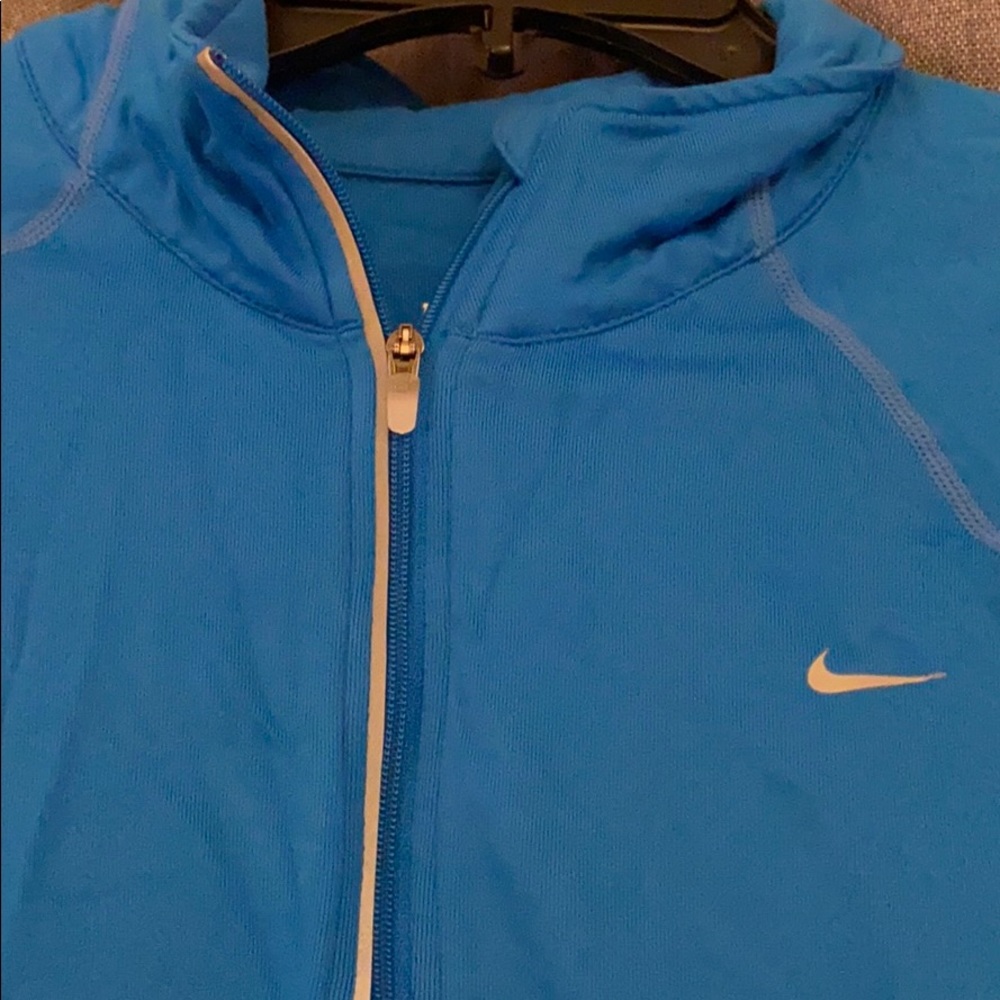 Nike pullover - Picture 2 of 4